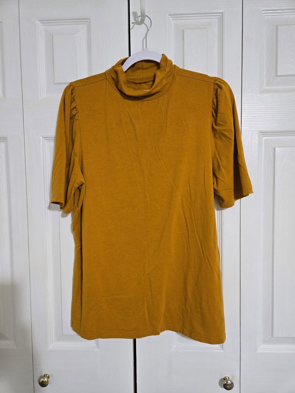 Amazon essentials xl women's mustard colored tee